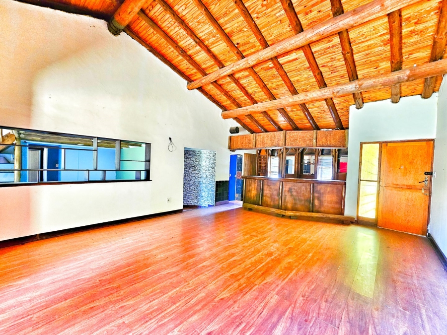 5 Bedroom Property for Sale in Vaalpark Free State